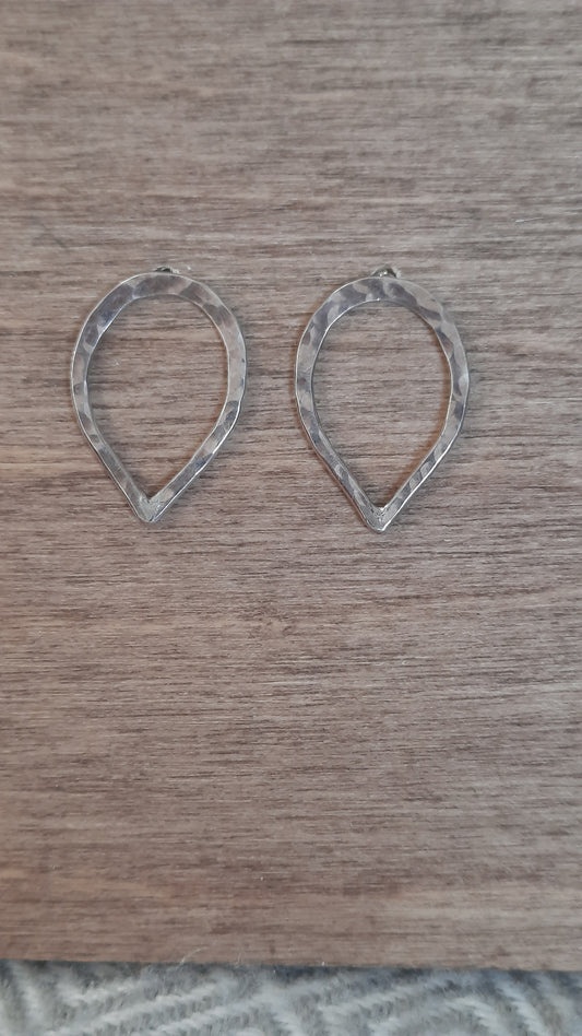 Hammered sterling silver open teardrop post earrings